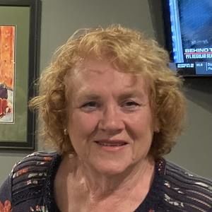 Meet your Posher, Leslie